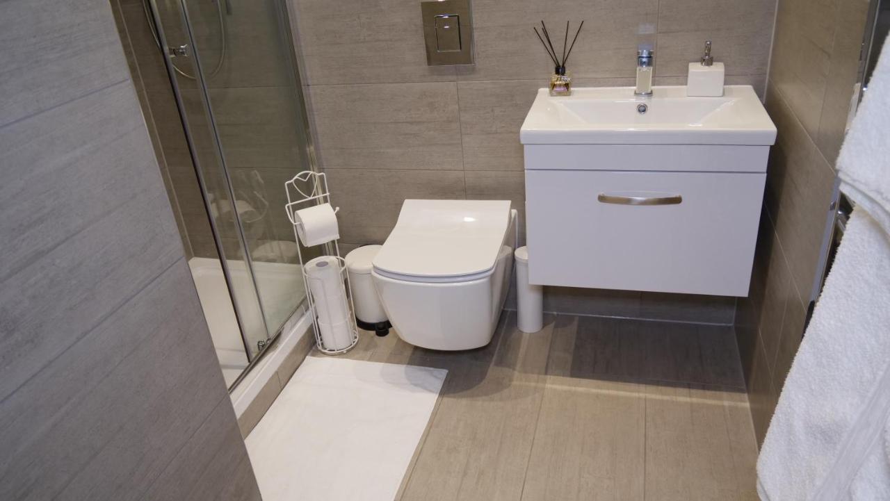 Luxurious Short Stay Flat In Milton Keynes Exterior foto